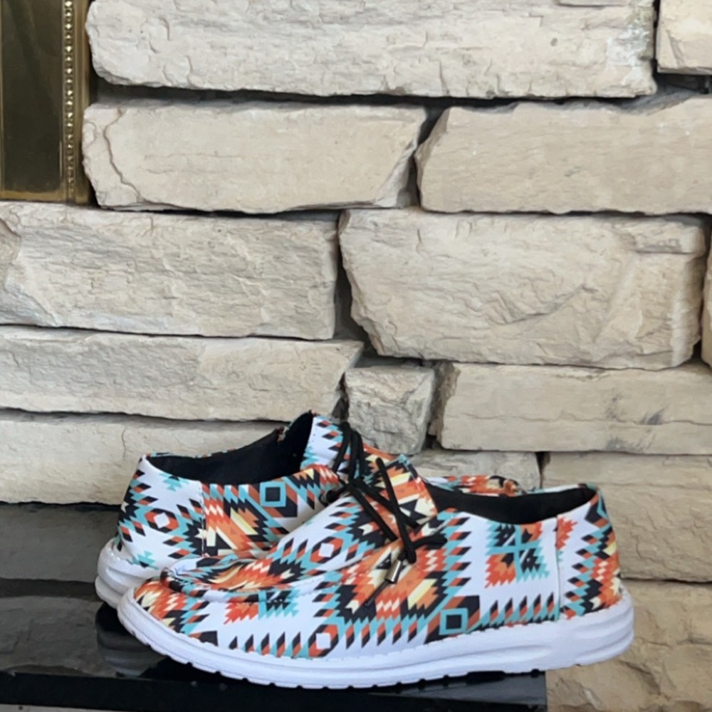 Aztec Shoes - Picture 2 of 5